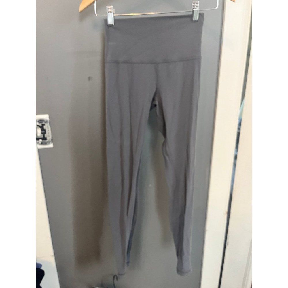 lululemon size 4 gray align leggings